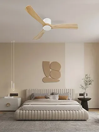 מאוורר SEVILIA צמוד תקרה DC 35W - גימור לבן - כנפיים עץ טבעי  קוטר   48 אינץ'